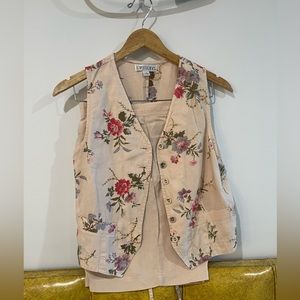 Karen Kane Two Piece Outfit - SM